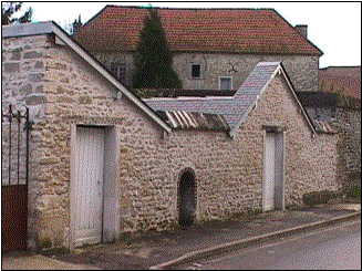 Lavoir de Boury Le lavoir communal de Boury en Vexin