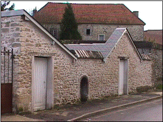 Le lavoir communal de Boury en Vexin